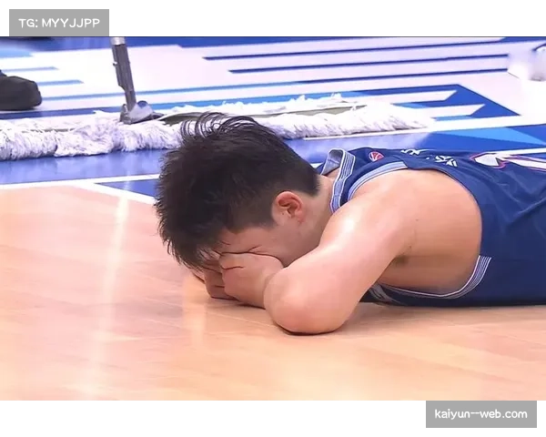 青岛王睿泽绝杀展现关键球能力 季后赛经验值得期待 青岛王睿泽绝杀展现关键球能力 季后赛经验值得期待